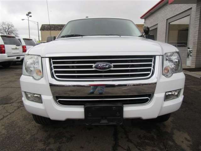 2010 Ford Explorer 4x4 XLT 4dr SUV